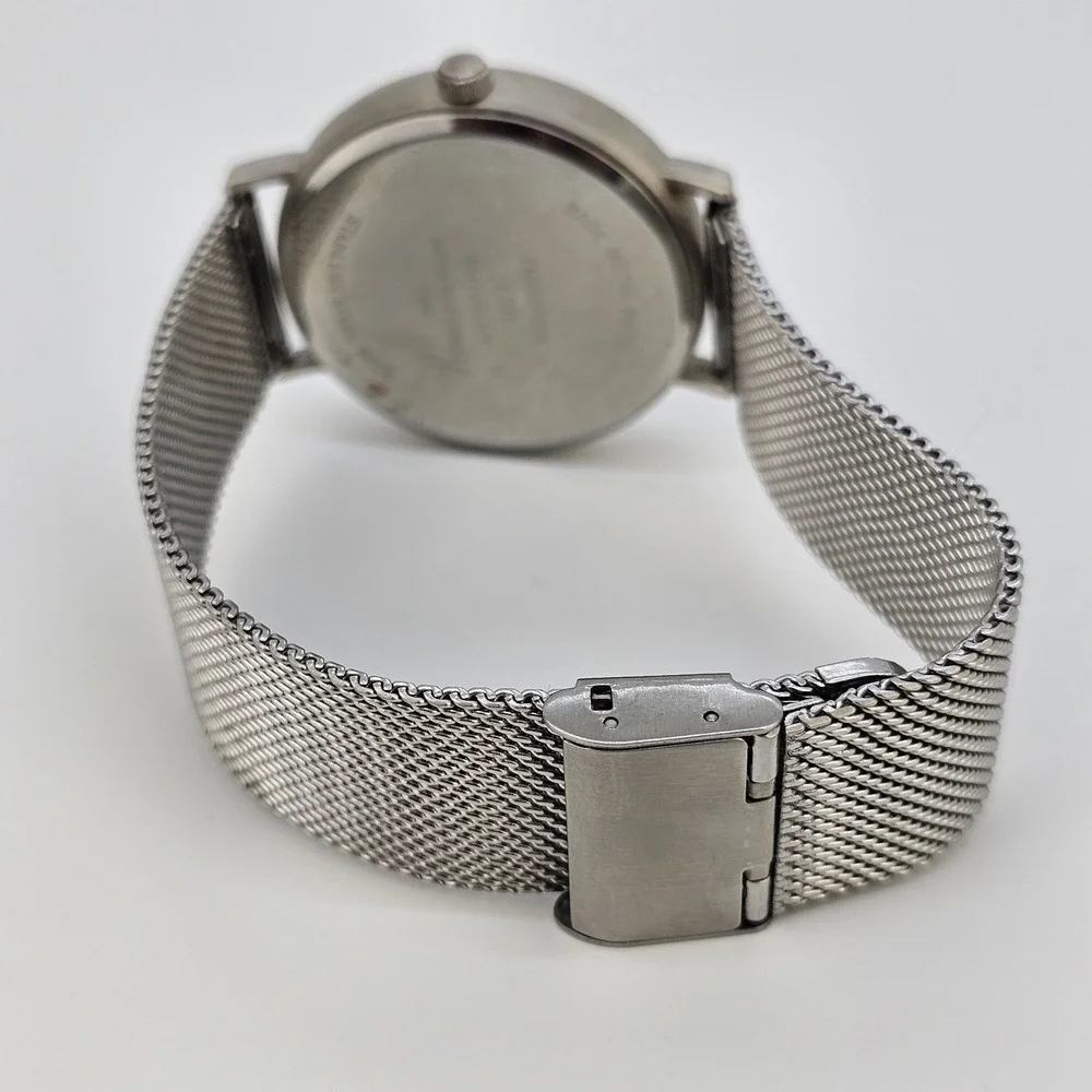 Men's Analog‎ Watch 40MM Gray Dial Gray Mesh Bands New Battery